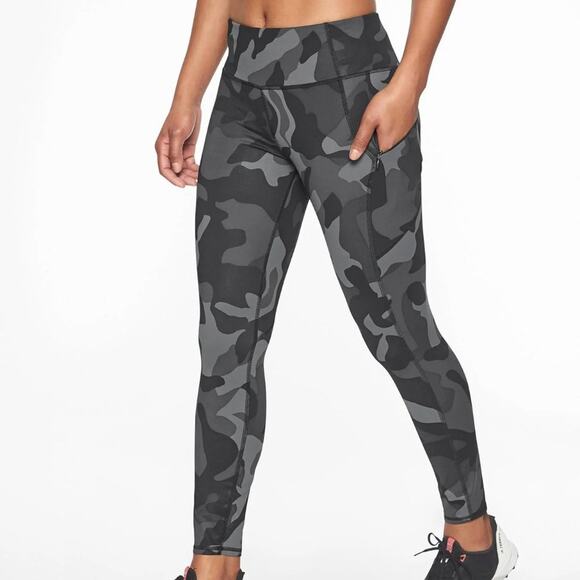 ATHLETA Powerlift 7/8 Tight Legging - Picture 1 of 9